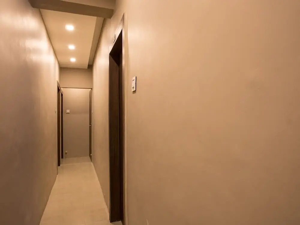 OYO 11657 Hotel SVL Inn