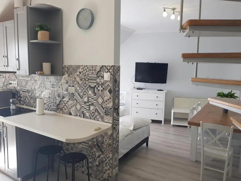 Zoli Apartmanok-Adri Kölcsey 32
