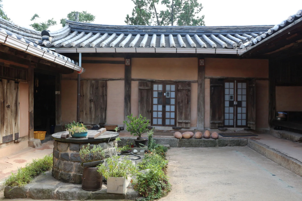 Gyeamgotaek