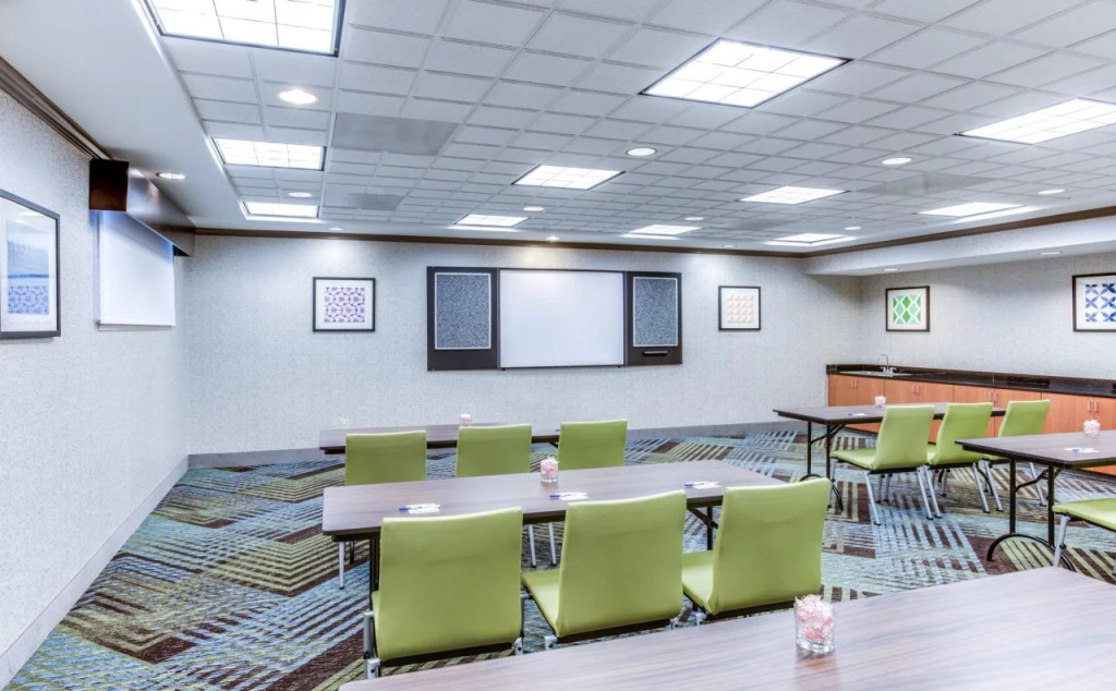 Holiday Inn Express Hotel & Suites Bethlehem by IHG