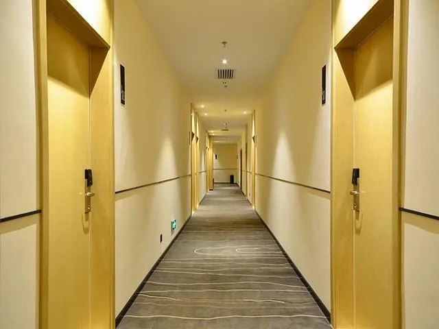 City Comfort Inn Yichang Changjiang Market