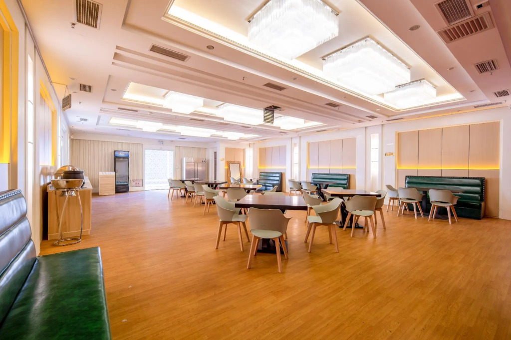 Starway Hotel Beijing New International Exhibition Airport Industrial Park