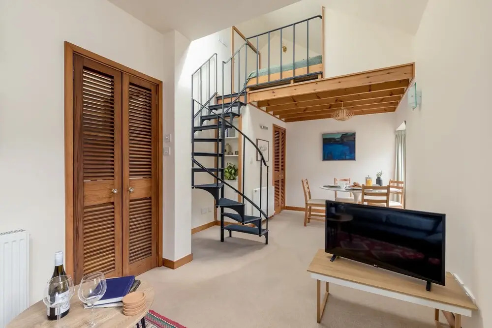 Altido Charming mews flat near the Dean Bridge