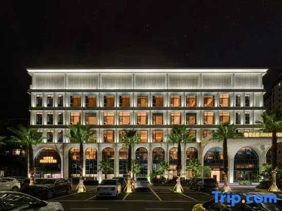 Jun Hotel (Jianshui Zitao Street）