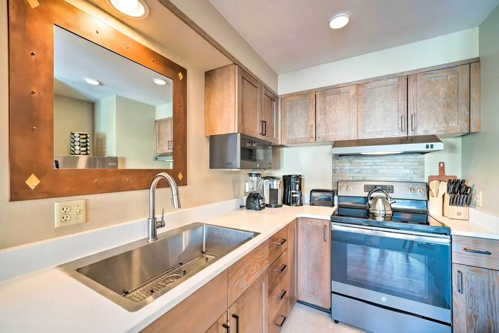 Big Sky Ski-in/ski-out Condo w/ Mountain Views!