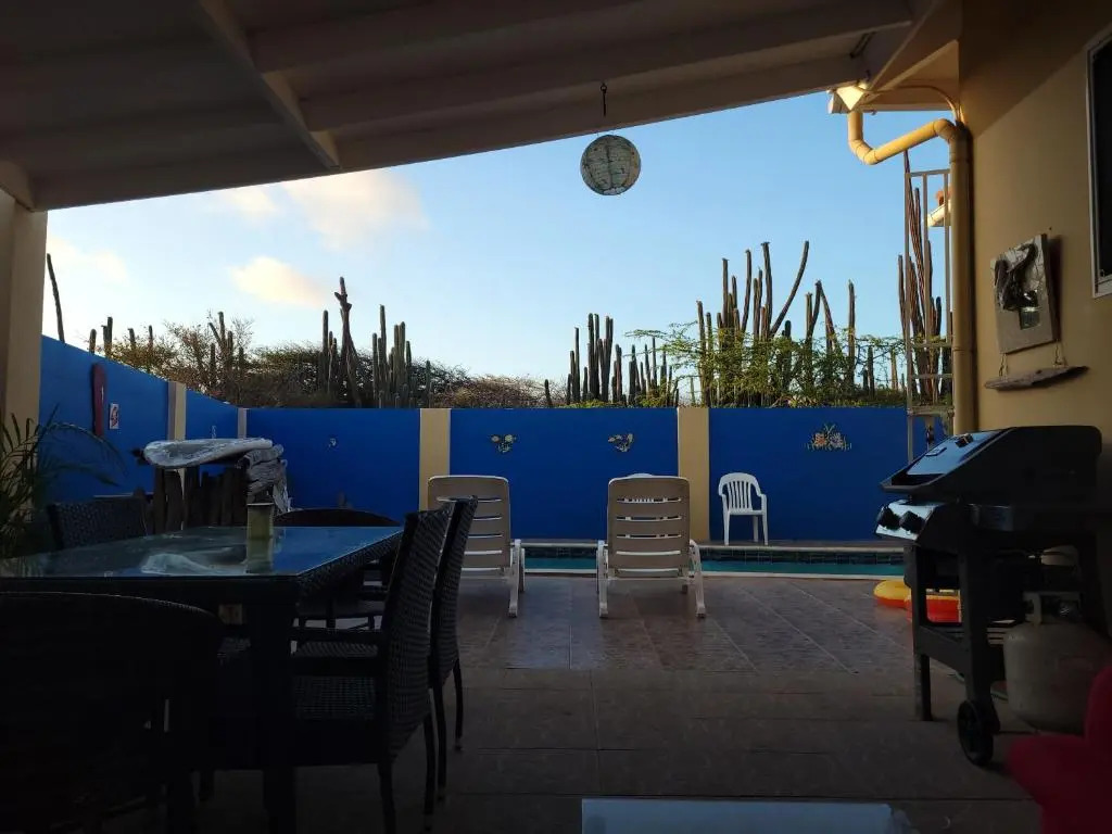 Cozy home under the Sun with Swimmingpool