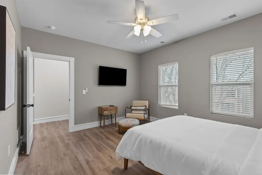 Uptown Elegant Escape | JZ Vacation Rentals