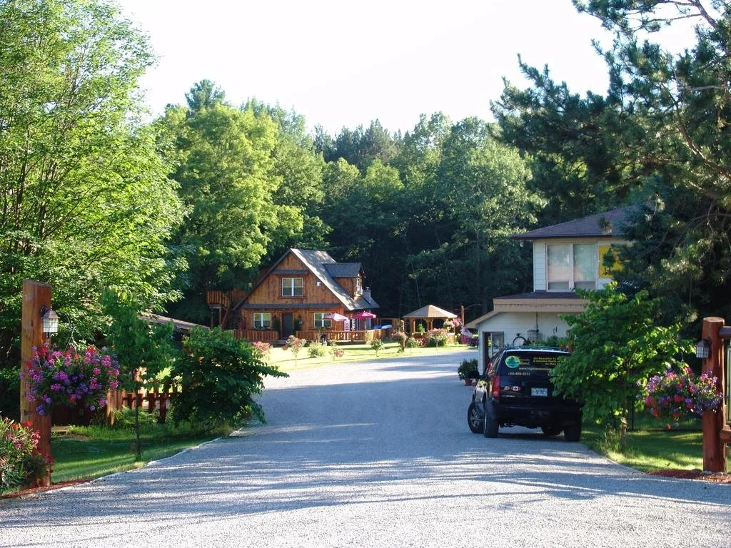 The Highlands Motel