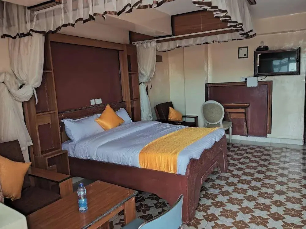 Sweet Bargain Hotel