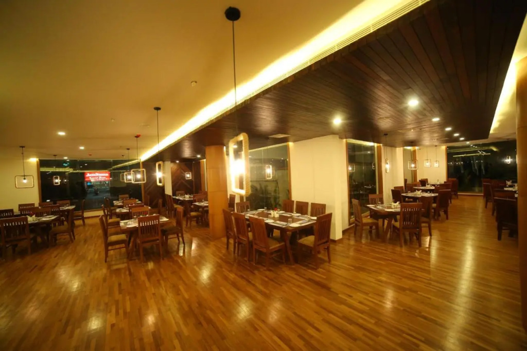 Woodies Bleisure Hotel