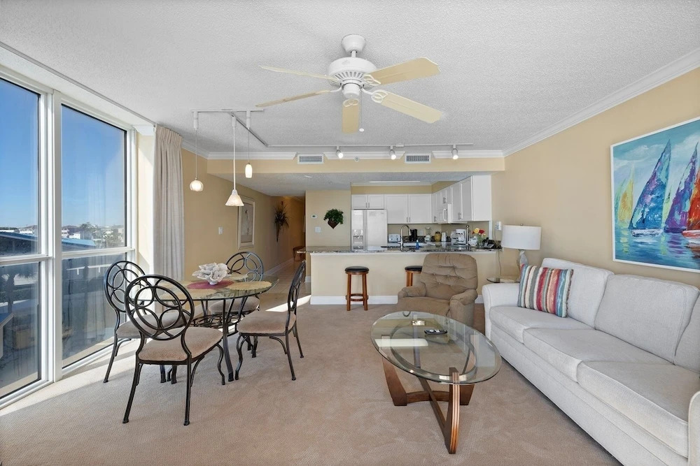 Pelican Beach 0411 1 Bedroom Condo by Pelican Beach Management