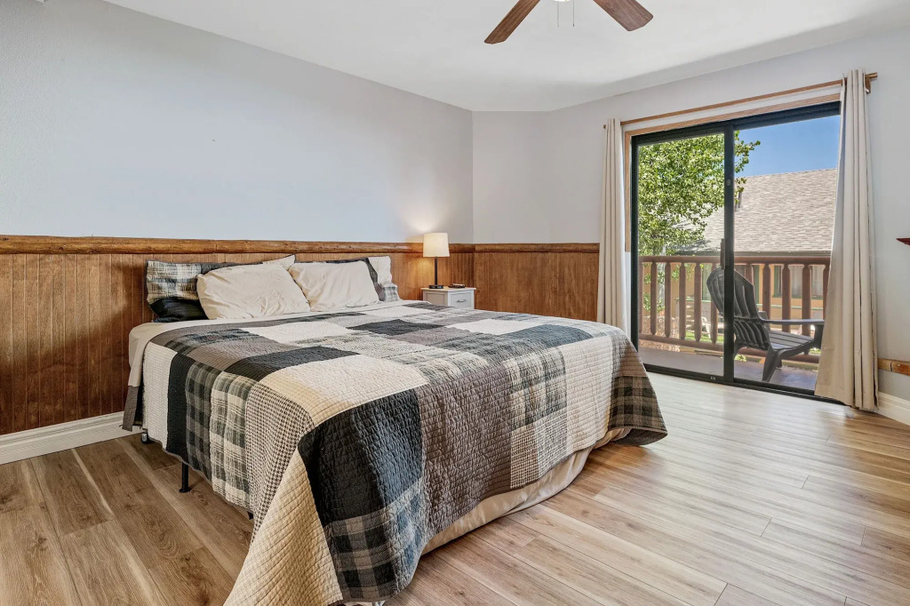 Big Bear Lakefront Lodge