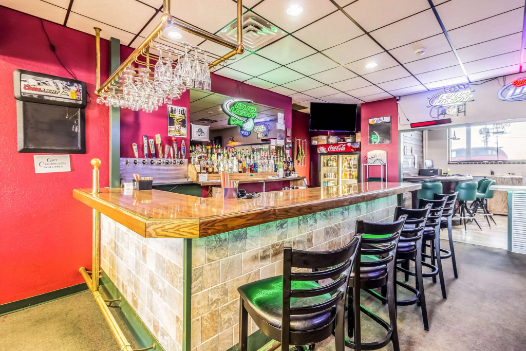 Econo Lodge - Valley City