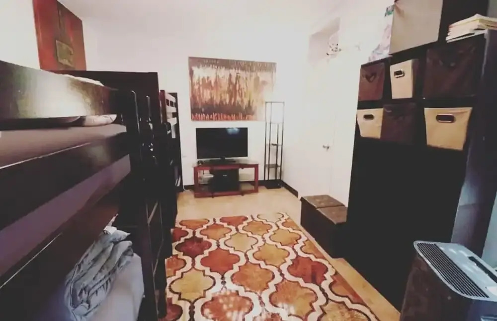 Quirky Cozy Loft Soho Little Italy - Sleeps 4