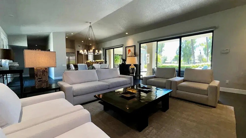 Luxe Living