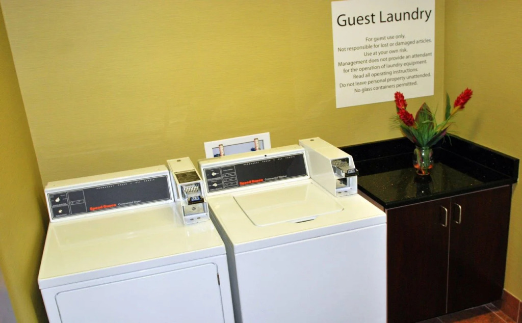 Holiday Inn Express Lapeer by IHG