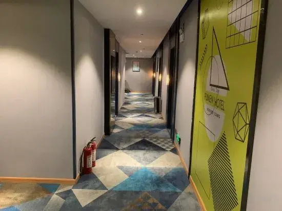 Pumen Hotel (Shigu Square)