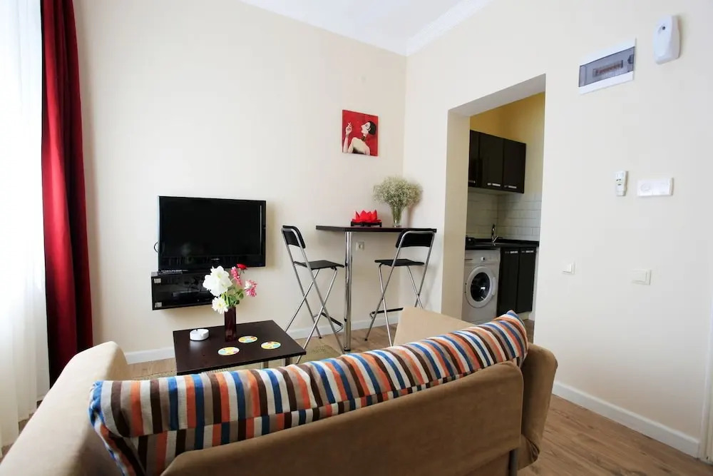 Alsancak City Hostel