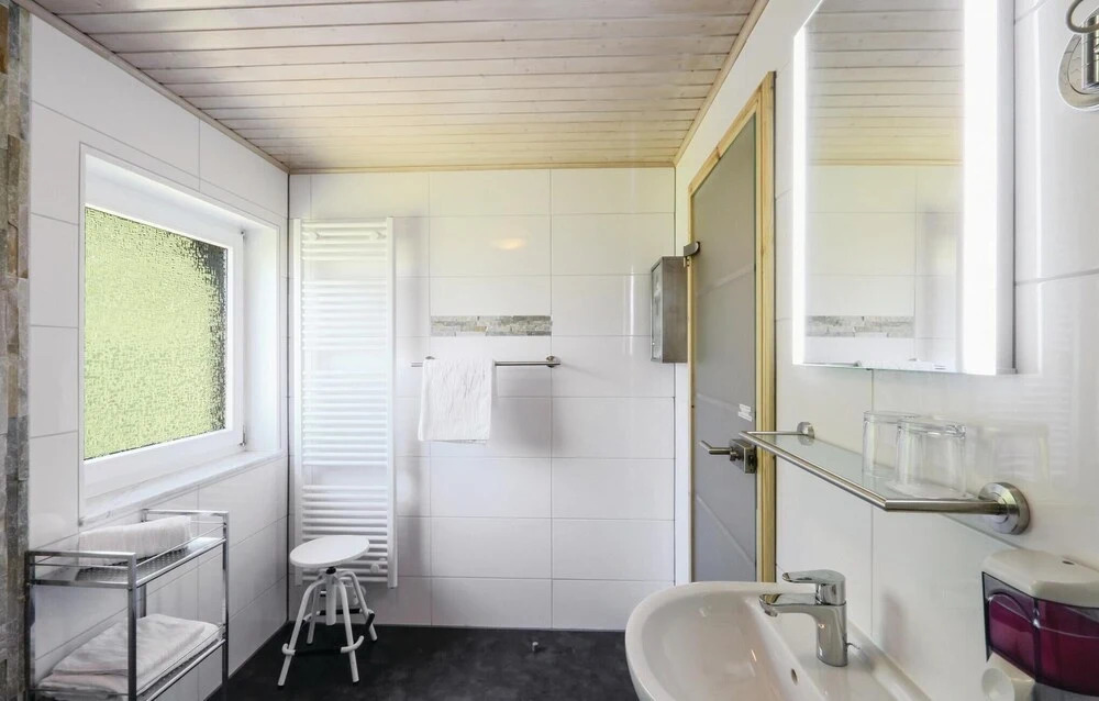 Nice Home in Thalfang With 3 Bedrooms and Wifi