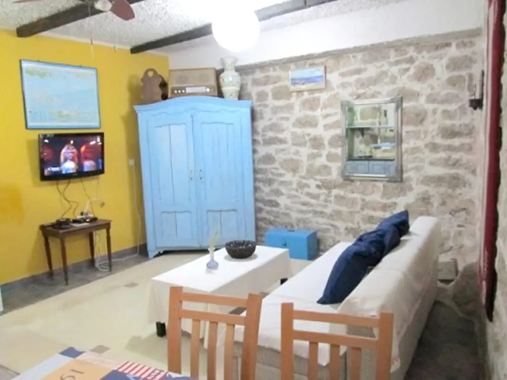 Apartment With one Bedroom in Betina, With Terrace and Wifi - 60 m Fro