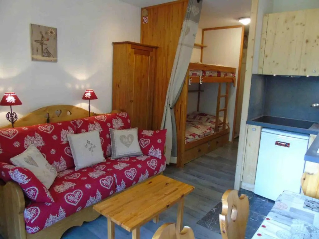 Appartement Valfréjus, 1 pièce, 4 personnes - FR-1-561-10