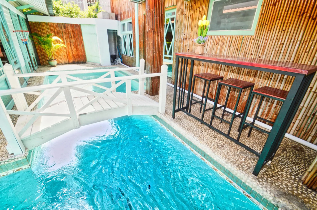 ROMANTIC Pool Villa - 6 Bedroom - Private Pool & Absolute Privacy - Perfect for Groups