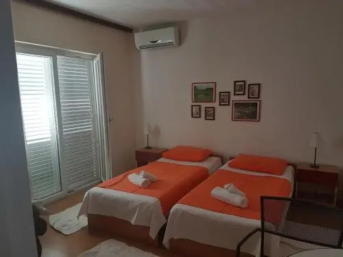 Bed & Breakfast Dora