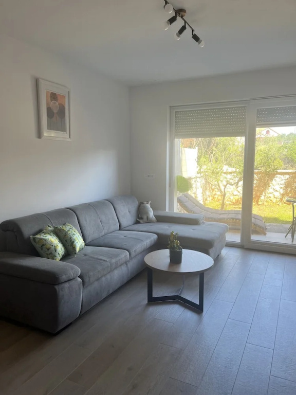 Apartment Mariner 2 With Heated Pool