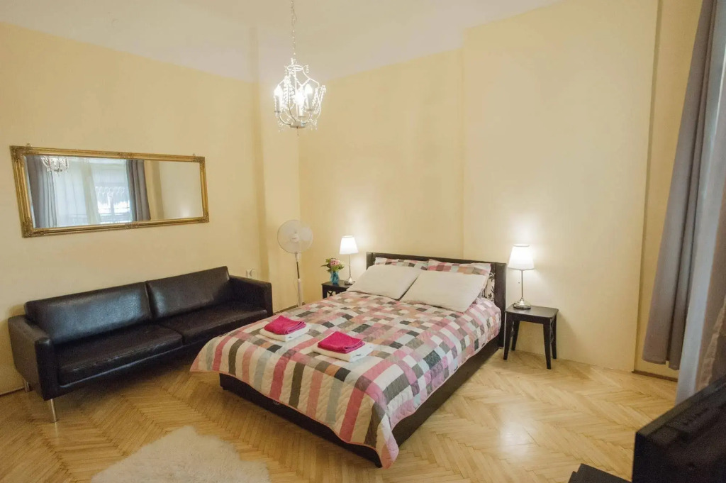 Piano POP Apartments