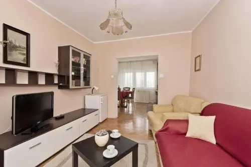 Apartments Tara