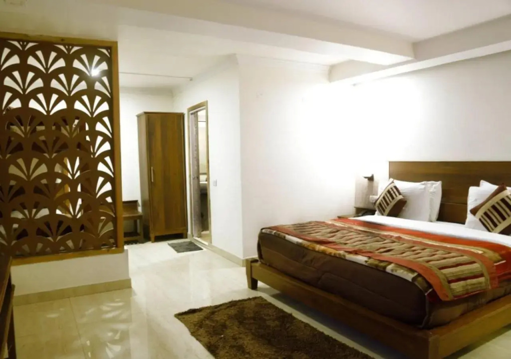 OYO Rooms Near Ayarpatta Slopes Nainital
