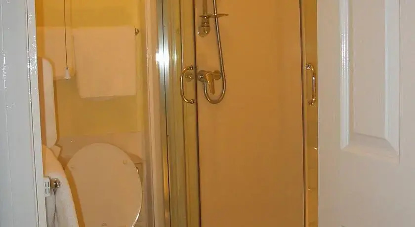 Mayfield Guest House