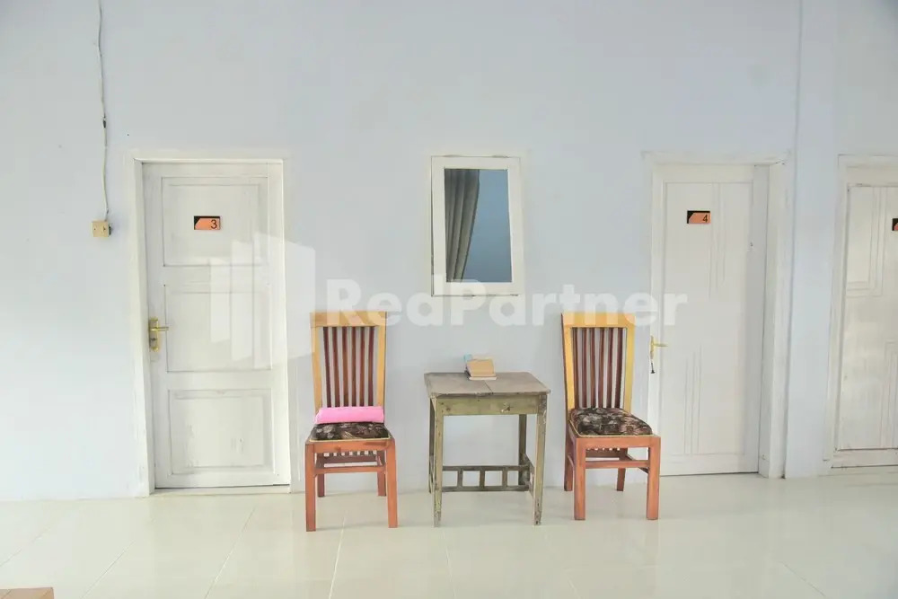 RedDoorz at Fanta Homestay Lumajang