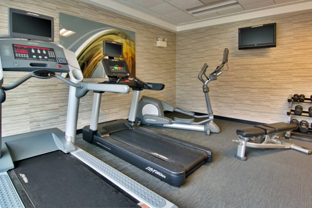 Courtyard by Marriott Clarksville