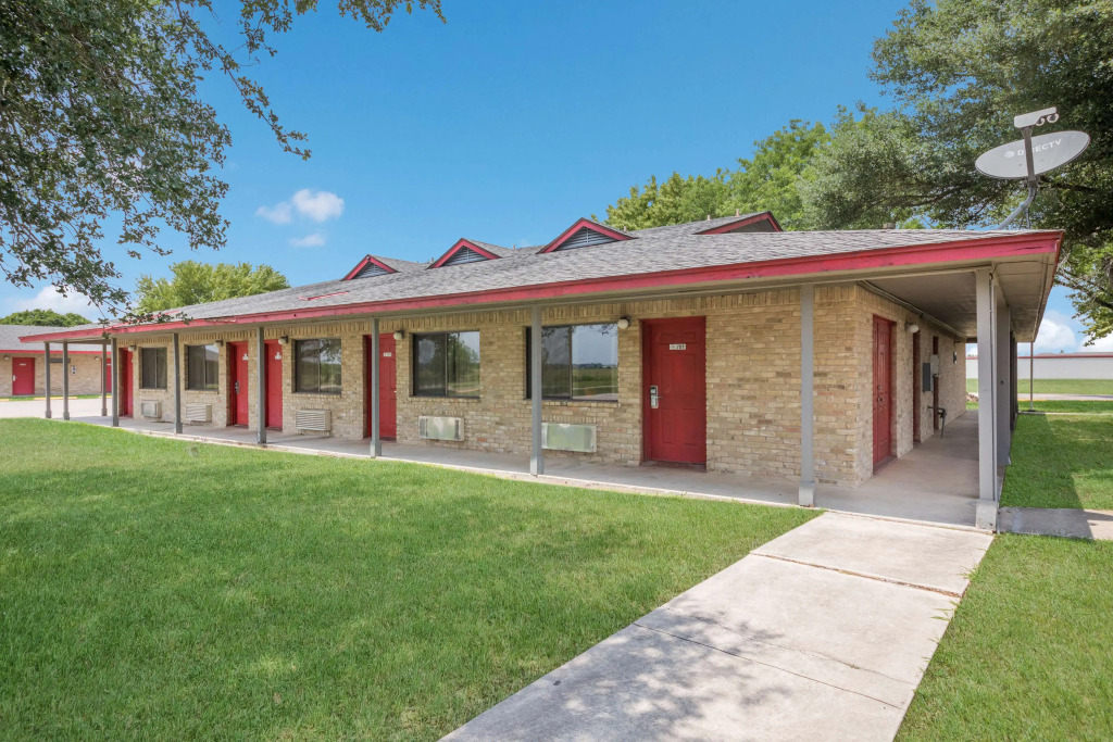 Americas Best Value Inn Lockhart TX