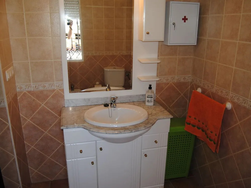 Peaceful Retreat in Alora for Families and Friends
