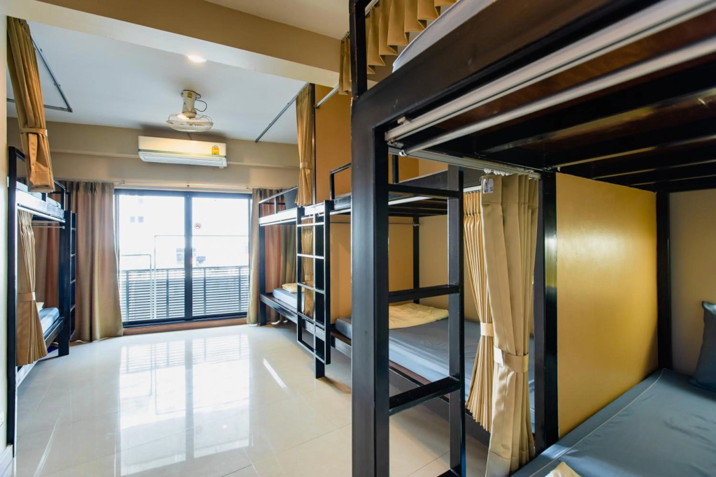 Restiny Hostel