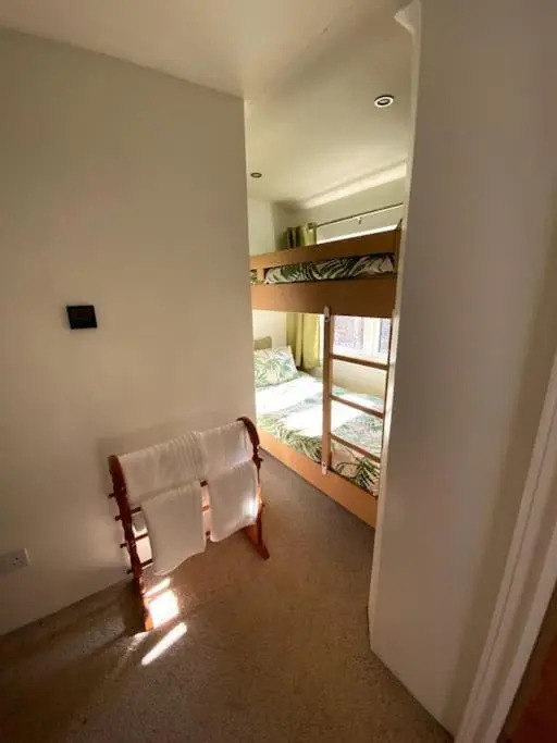 Coombe Edge Cottage