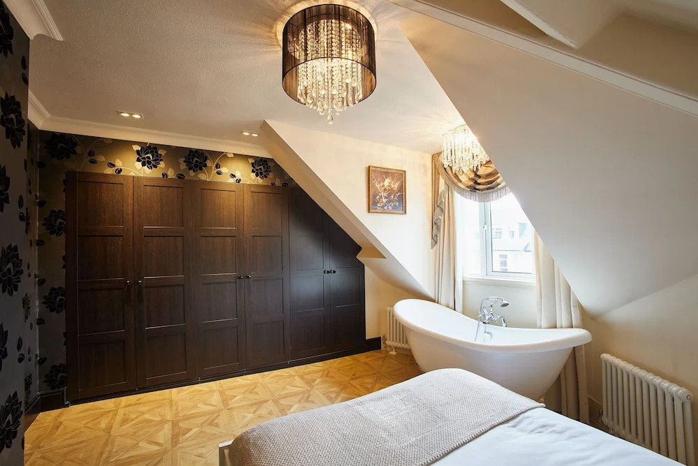 Host Stay Osbourne Apartment