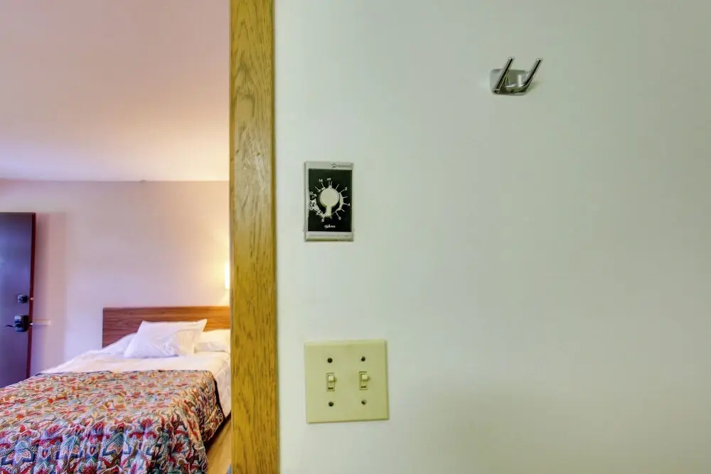 Comfy Lake City Studio < 1/2 Mi to Waterfront Park