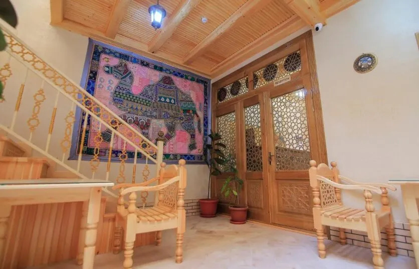 KhadizhaM