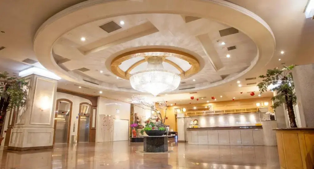 Highness Hotel
