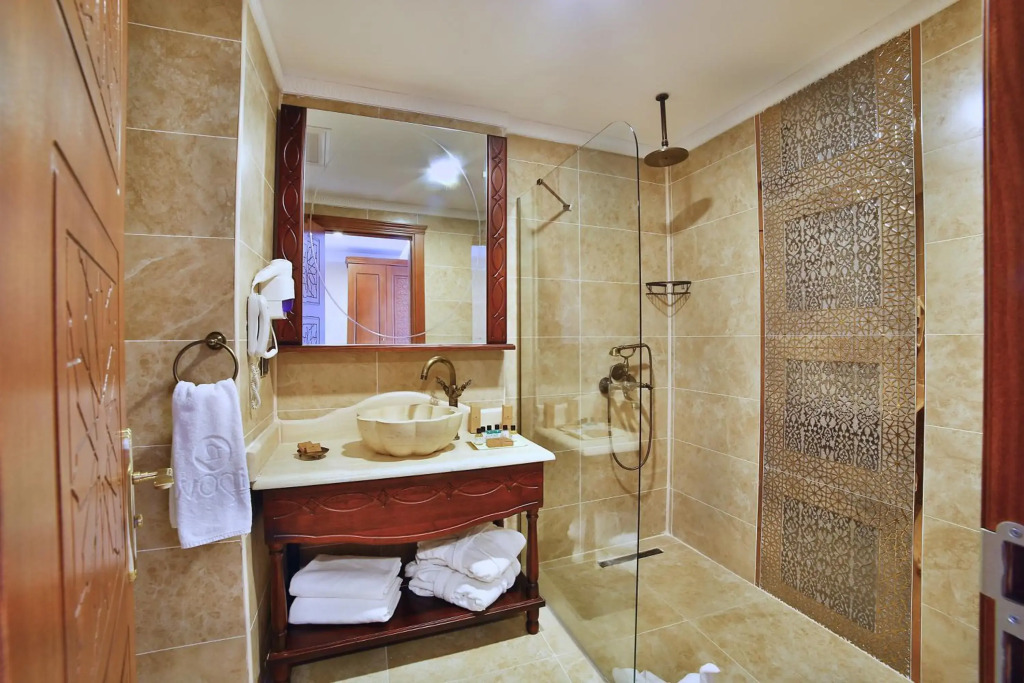 Kaya Ninova Hotel