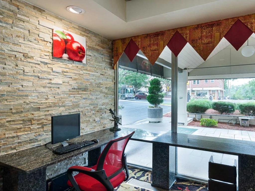 Quality Inn and Suites
