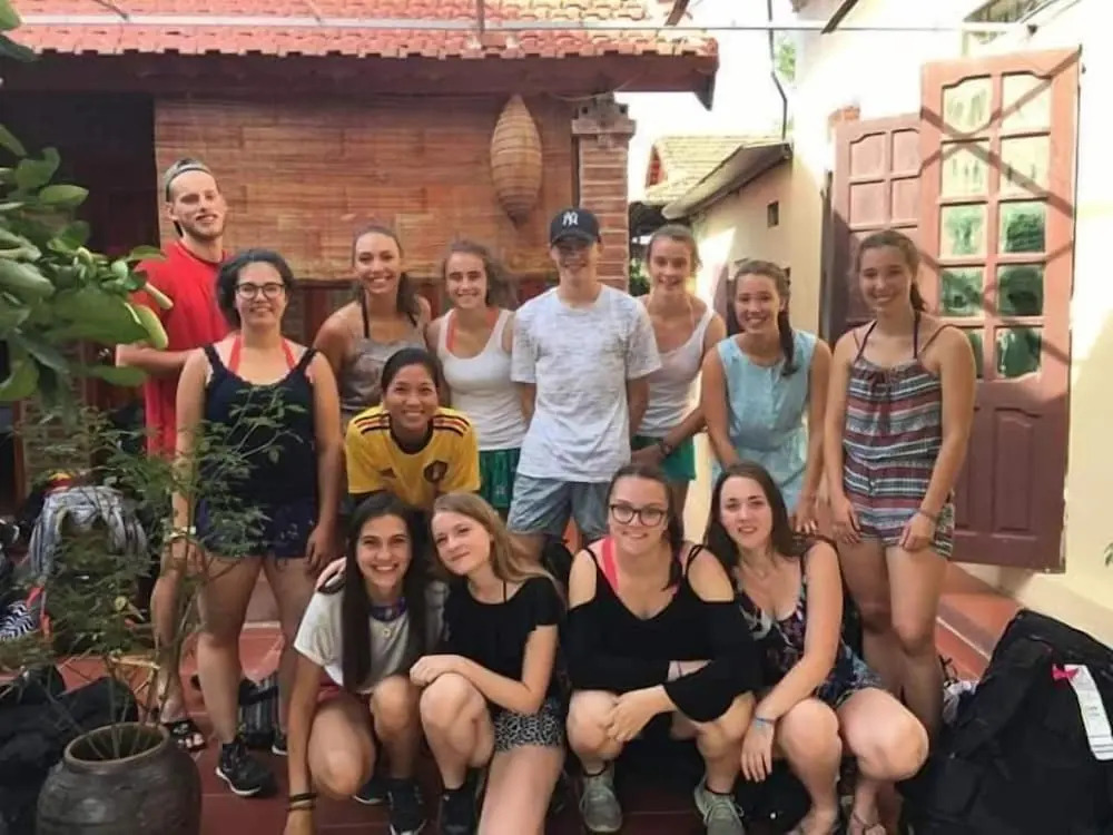 Van Long Family Homestay
