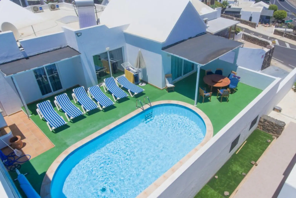 Villa Reyes