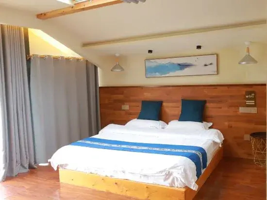 Yangshuo Hetang Yuese Homestay (West Street Branch)