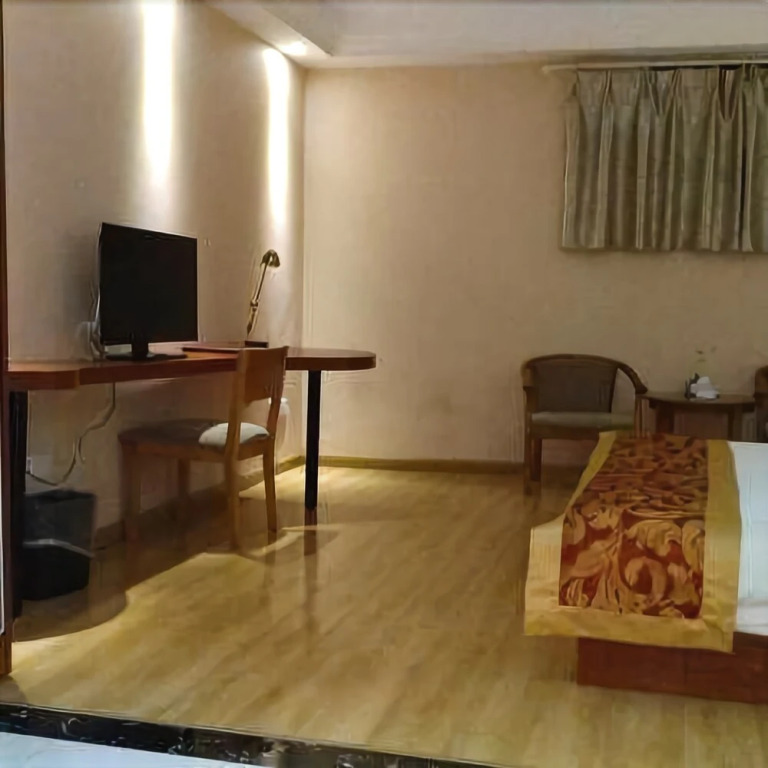 Huayuan Hotel