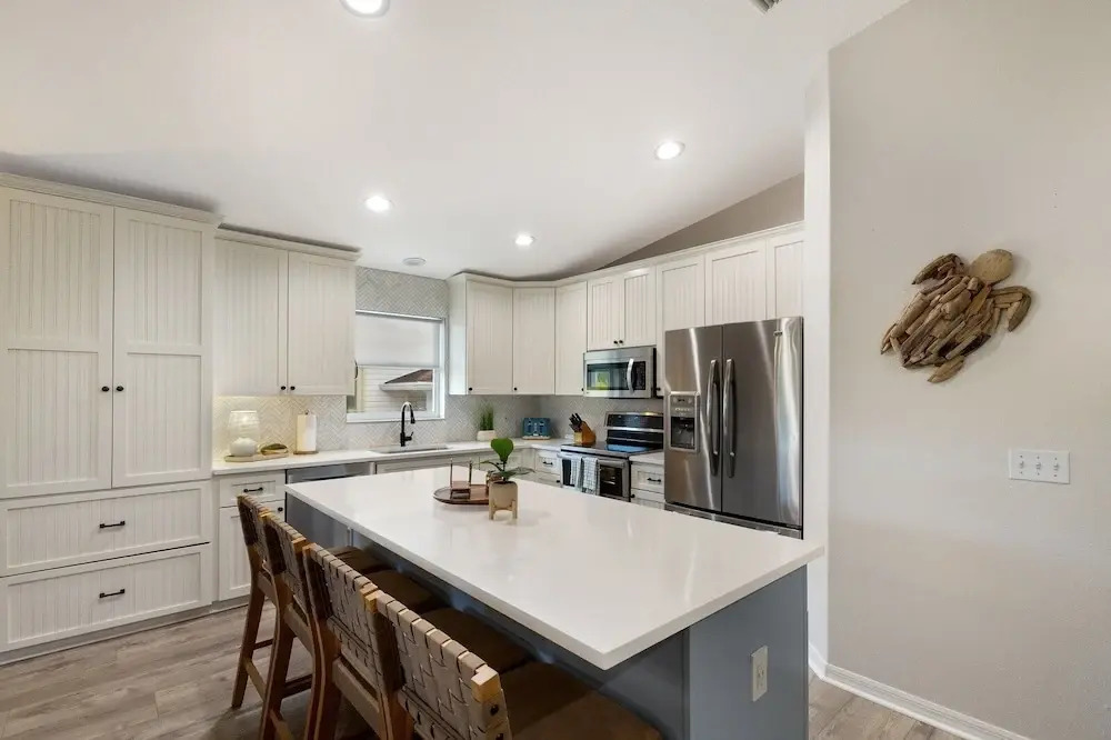 Bean Point Bliss 3 Bedroom Home by RedAwning