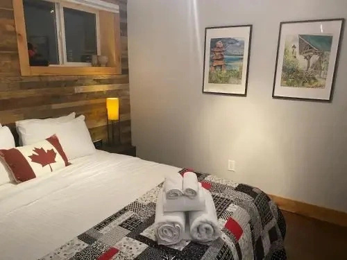 Journeys End - 2 bed 1 bath Suite